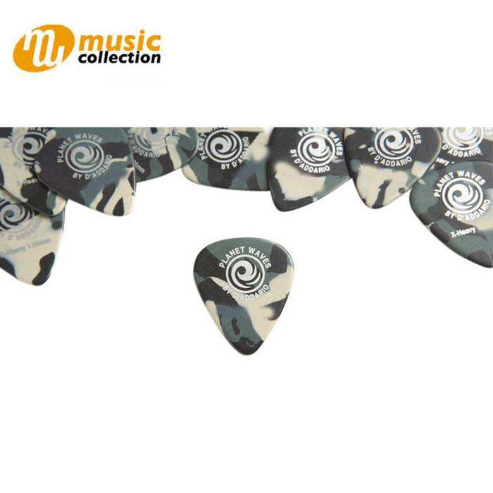 Planet Waves Camouflage Celluloid Guitar Picks, 25 pack, Medium 70mm.